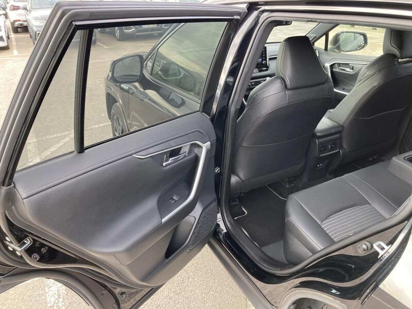 Toyota Rav4 2.5l hybrid Black Edition 160 kW (218 CV)