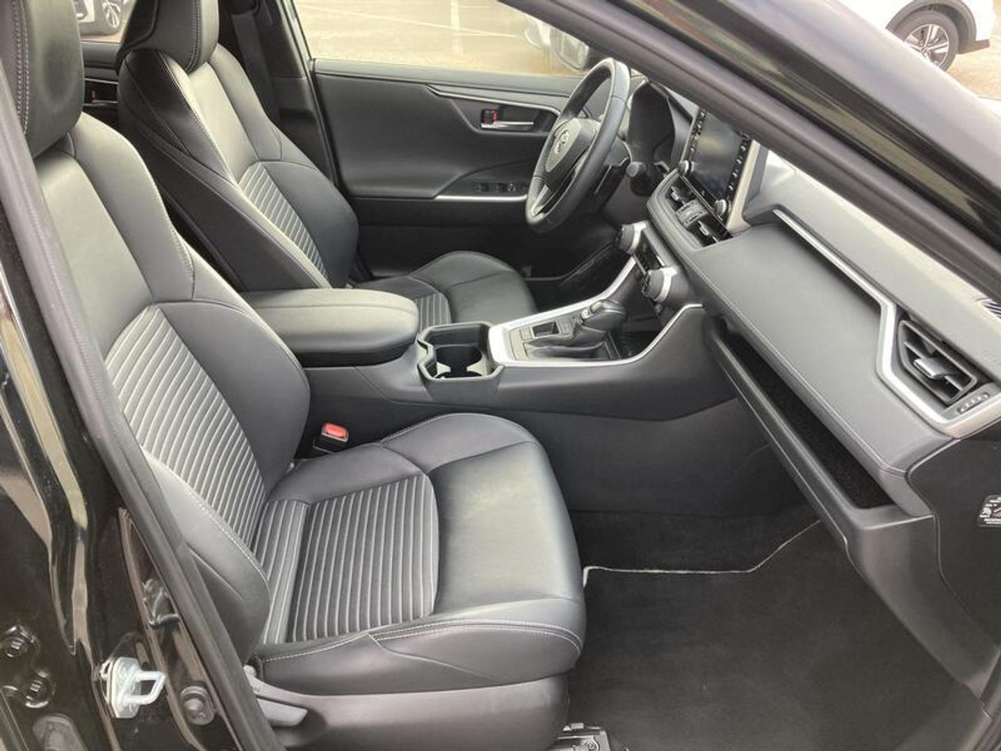 Toyota Rav4 2.5l hybrid Black Edition 160 kW (218 CV)