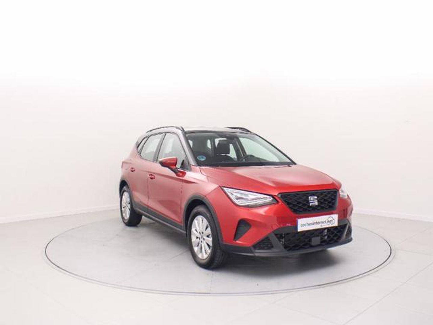 SEAT Arona 1.0 TSI Style XM DSG 85 kW (115 CV) Rojo All Terrain / Pick-up