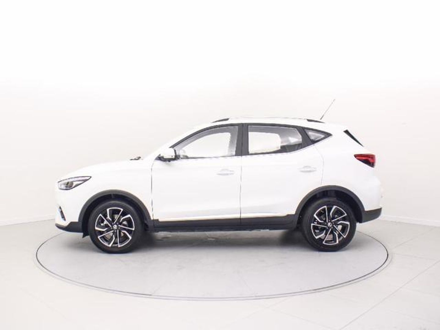 MG ZS 1.5 Luxury 78 kW (106 CV)