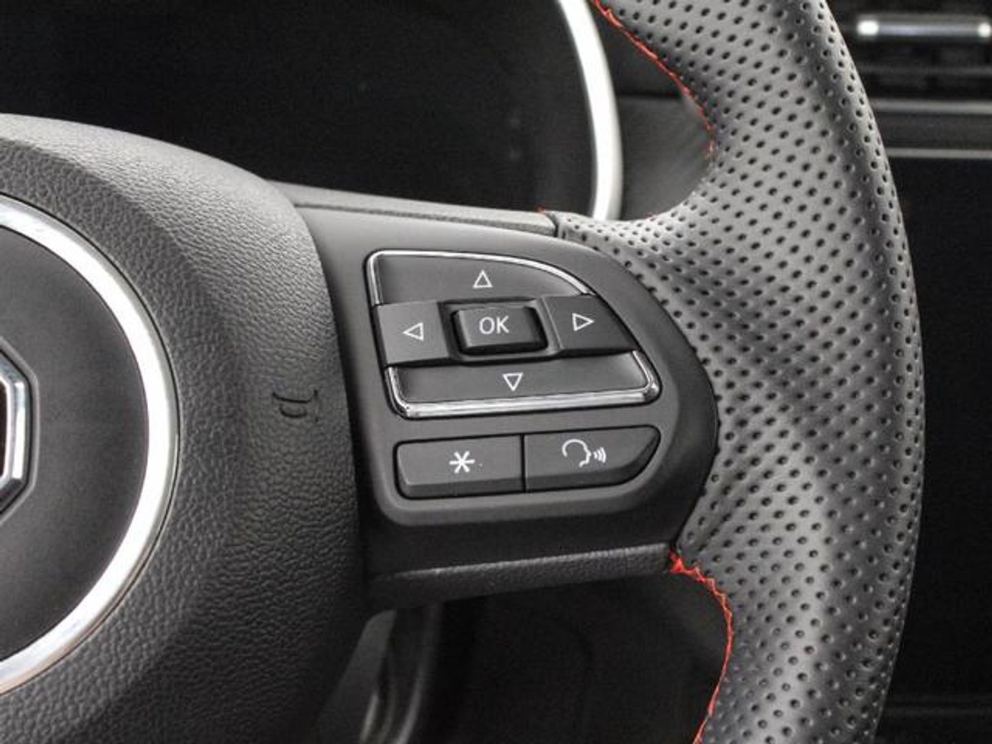 MG ZS 1.5 Luxury 78 kW (106 CV)