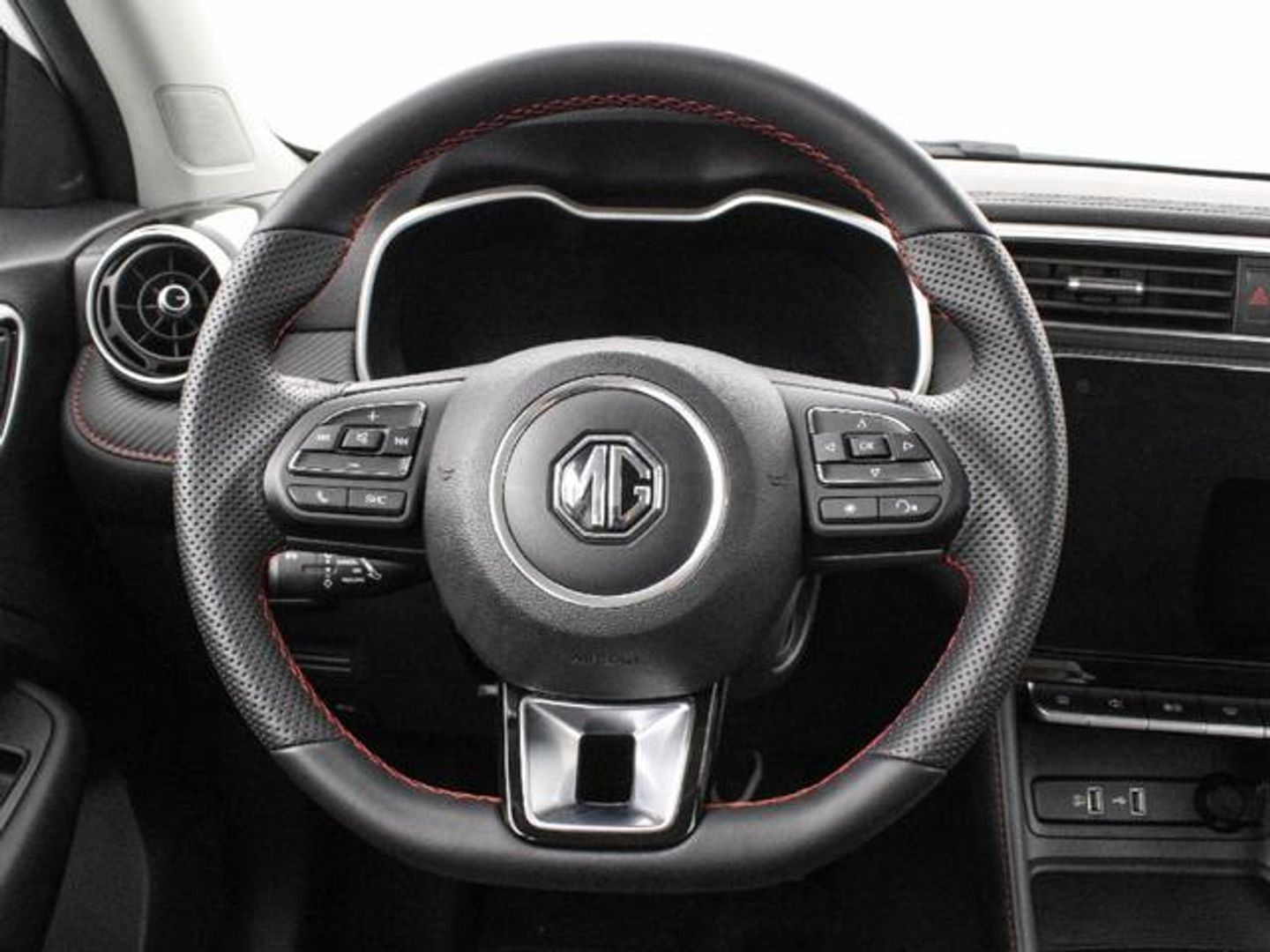 MG ZS 1.5 Luxury 78 kW (106 CV)