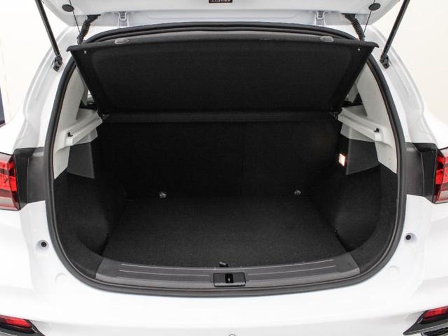 MG ZS 1.5 Luxury 78 kW (106 CV)