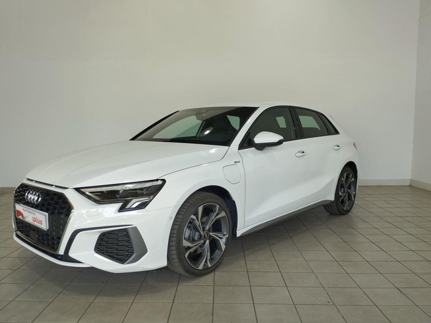 Audi A3 Sportback TFSIe S line 40 TFSI e 150 kW (204 CV) S tronic Blanco Compact