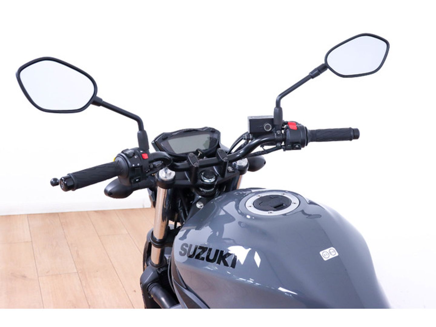 Suzuki SV650