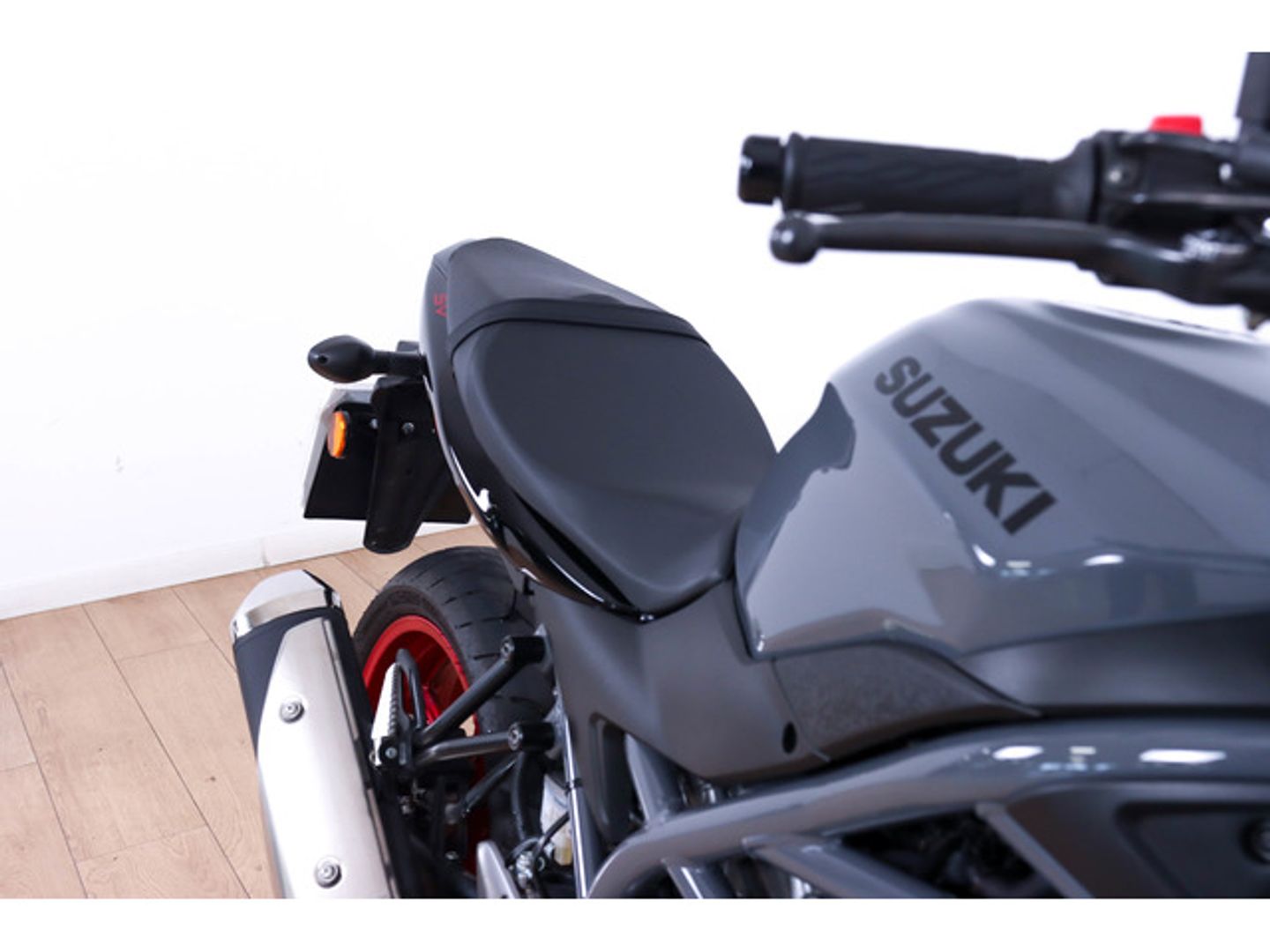 Suzuki SV650