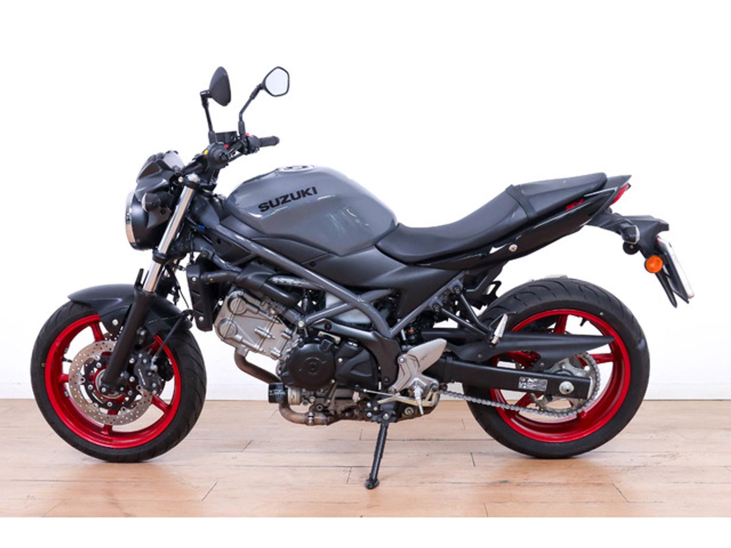 Suzuki SV650