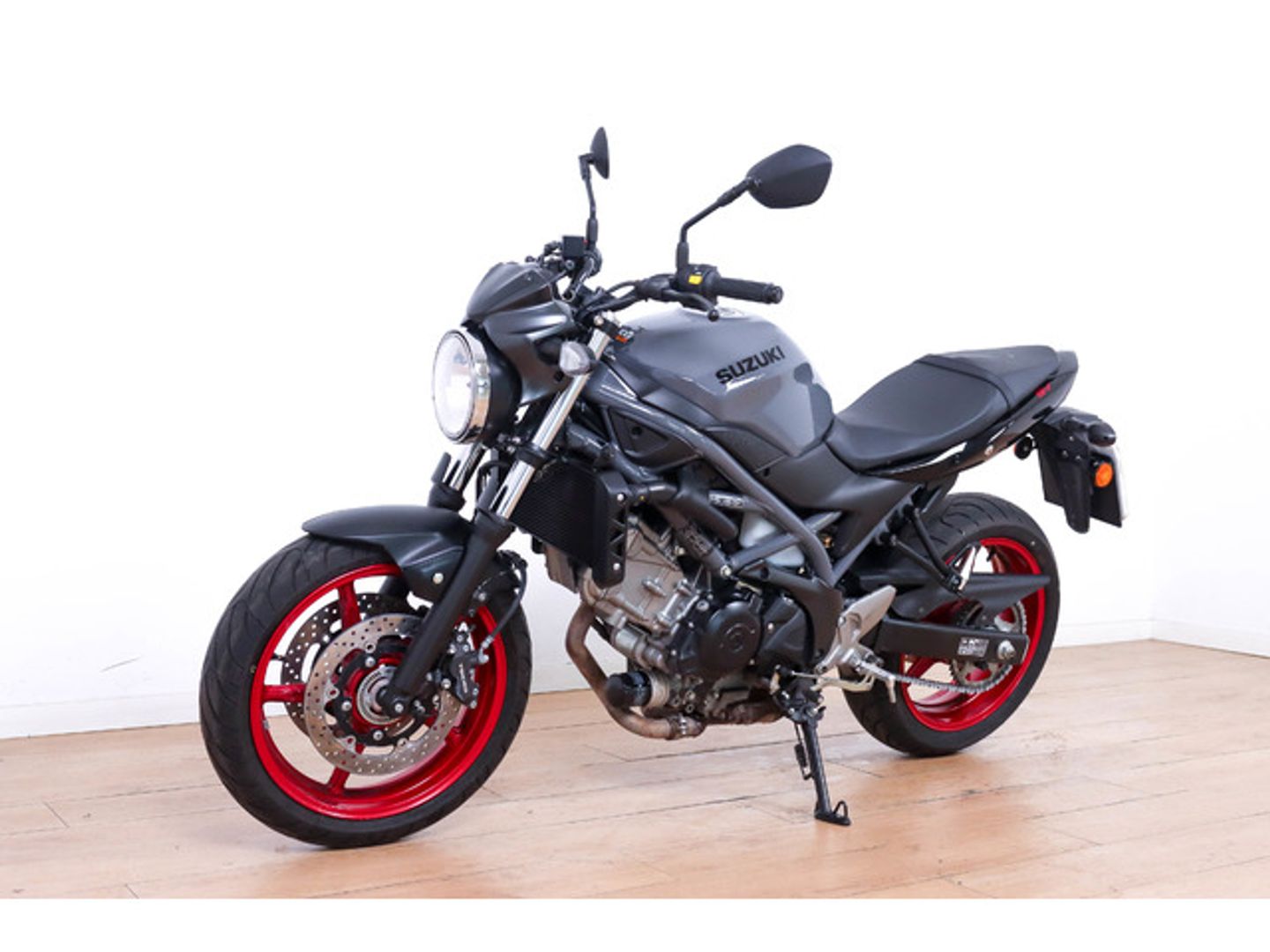 Suzuki SV650