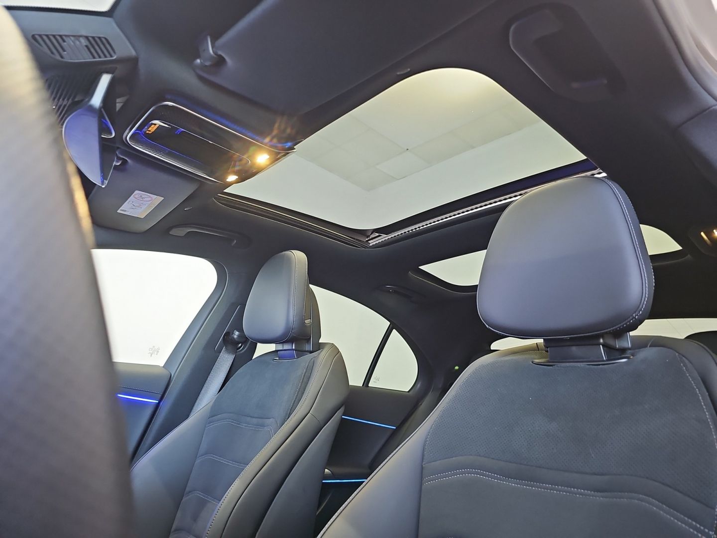 Mercedes-Benz Clase E 300 de con tecnología hibrida EQ 230 kW (313 CV)