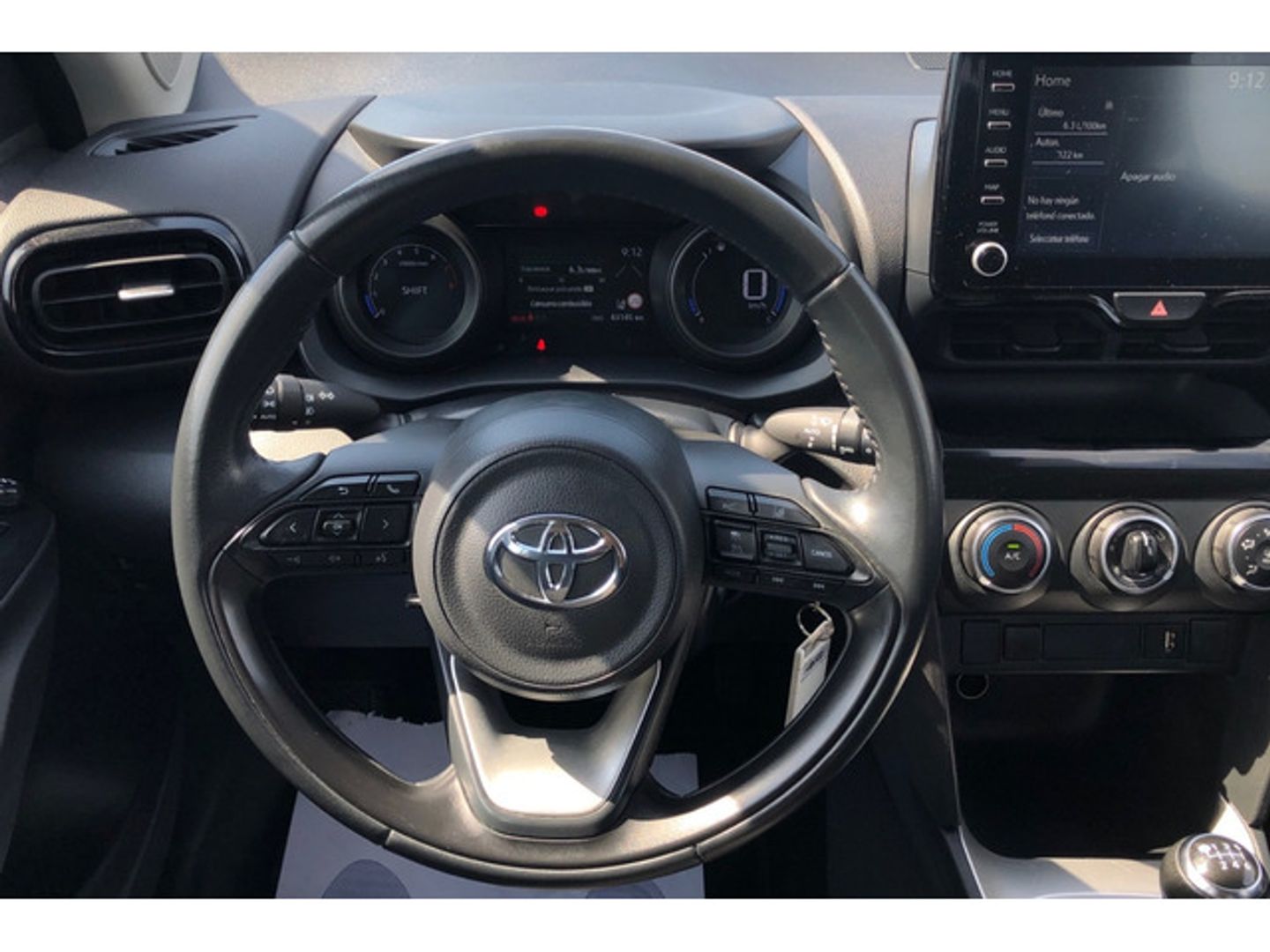 Toyota Yaris Cross 120H Adventure 85 kW (116 CV)