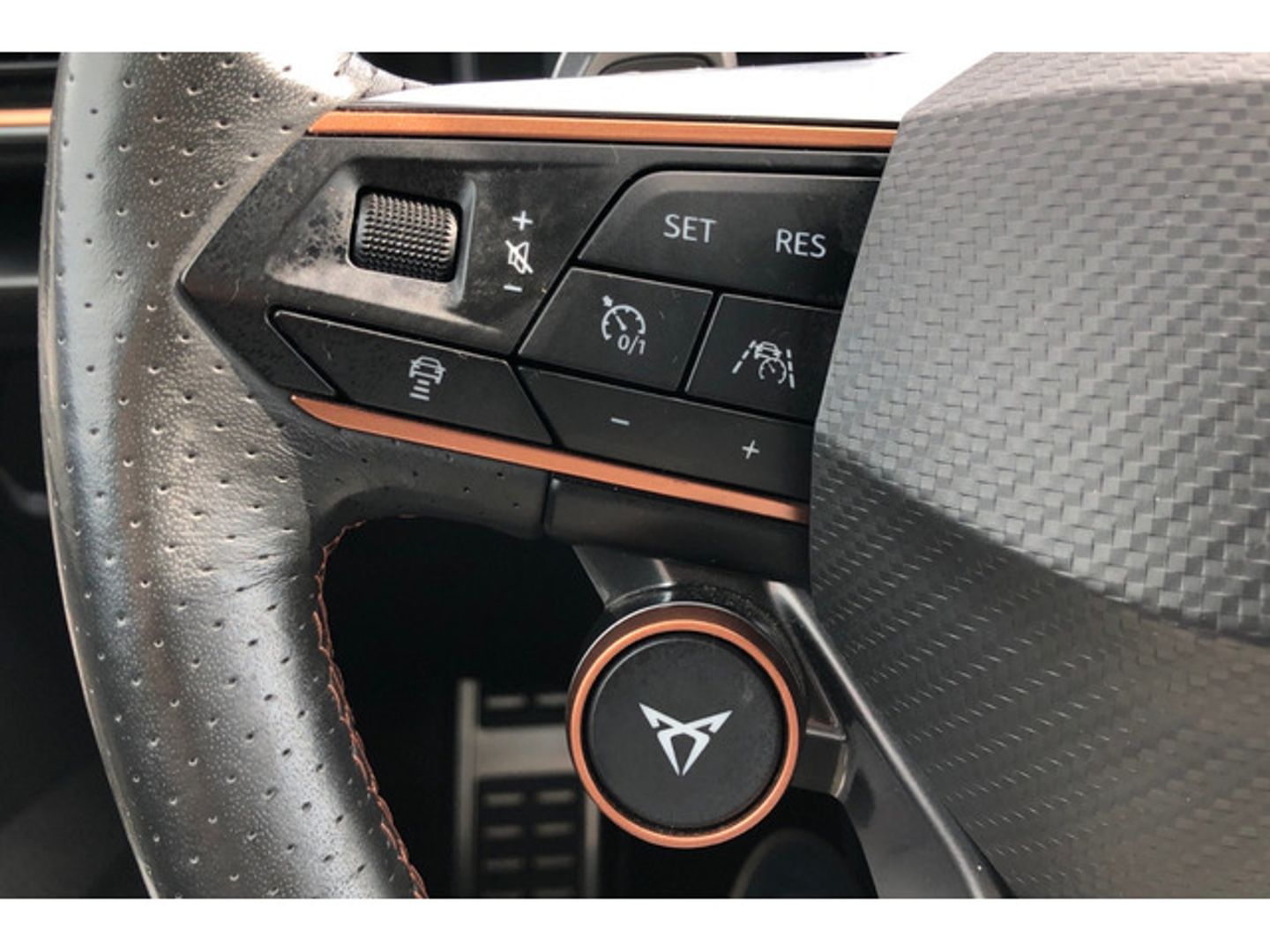 CUPRA Formentor 2.0 TSI Launch Edition Gris Graphene 4Drive DSG 228 kW (310 CV)