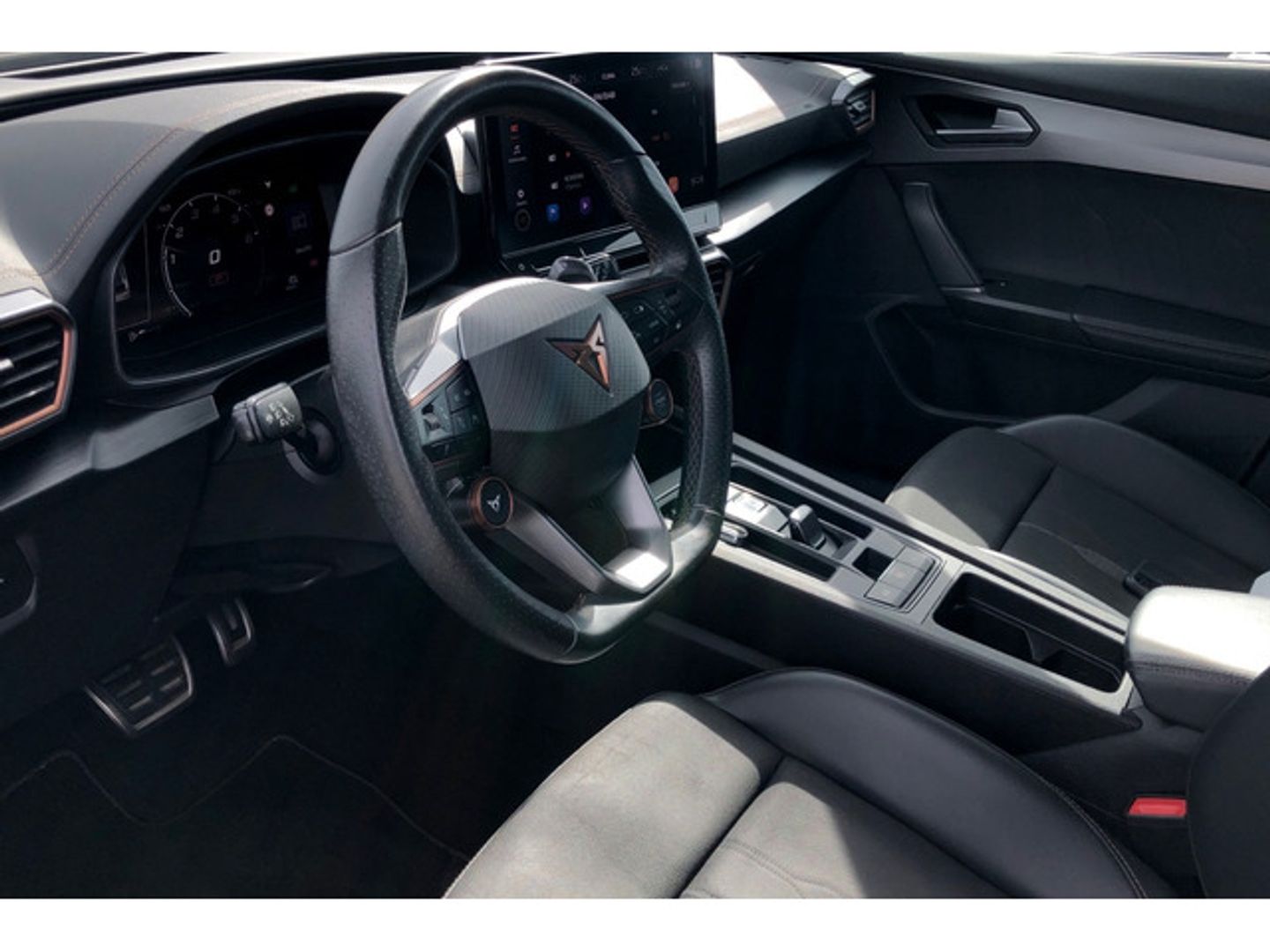 CUPRA Formentor 2.0 TSI Launch Edition Gris Graphene 4Drive DSG 228 kW (310 CV)