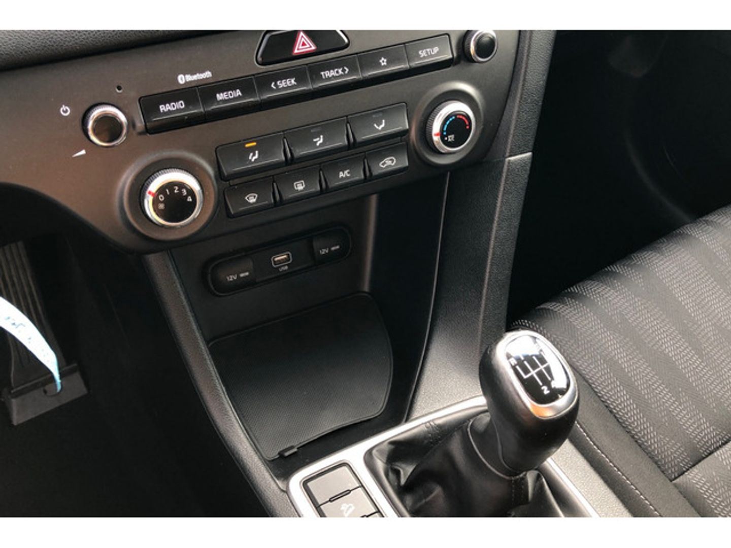 Kia Sportage 1.6 MHEV Concept 4x2 100 kW (136 CV)