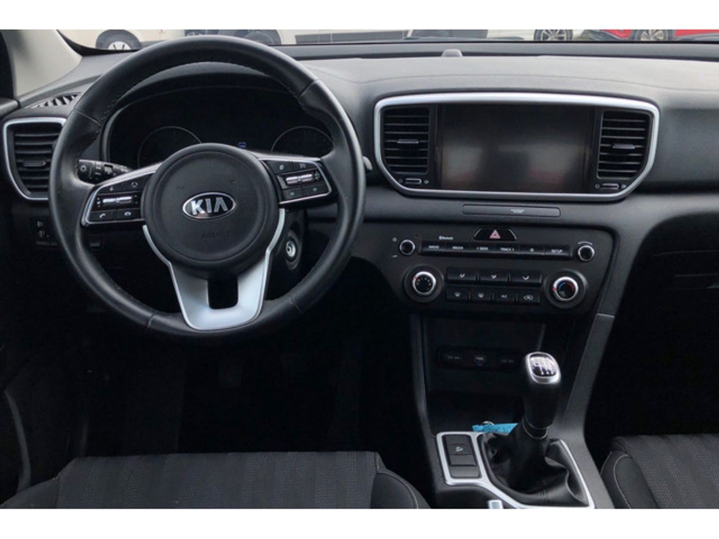 Kia Sportage 1.6 MHEV Concept 4x2 100 kW (136 CV)