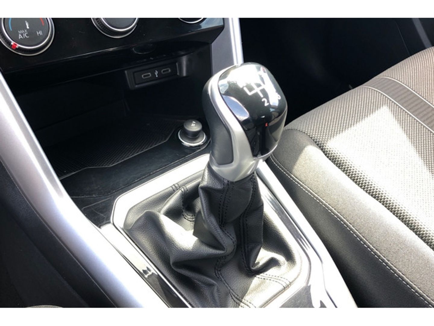Volkswagen T-Roc Life 1.0 TSI 81 kW (110 CV)