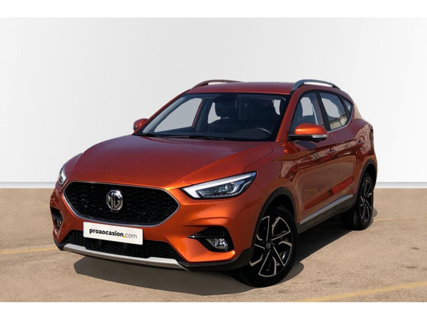 MG ZS 1.5 Luxury 78 kW (106 CV) Naranja All Terrain / Pick-up