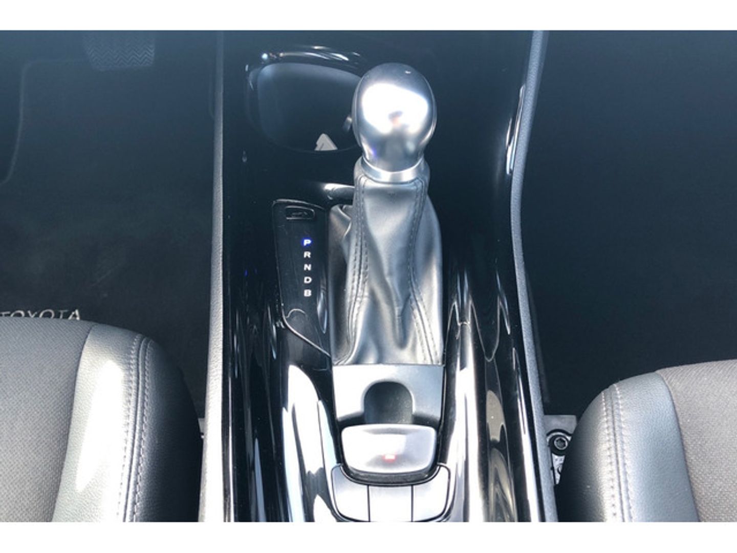 Toyota C-HR 1.8 125H Advance 90 kW (122 CV)