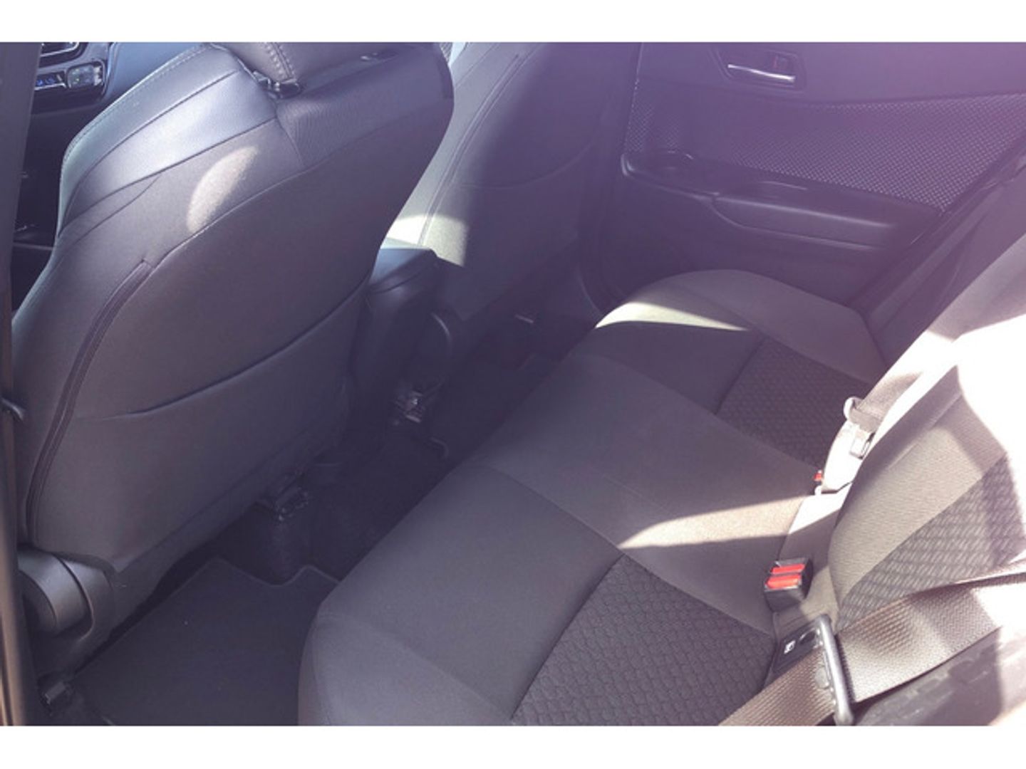 Toyota C-HR 1.8 125H Advance 90 kW (122 CV)