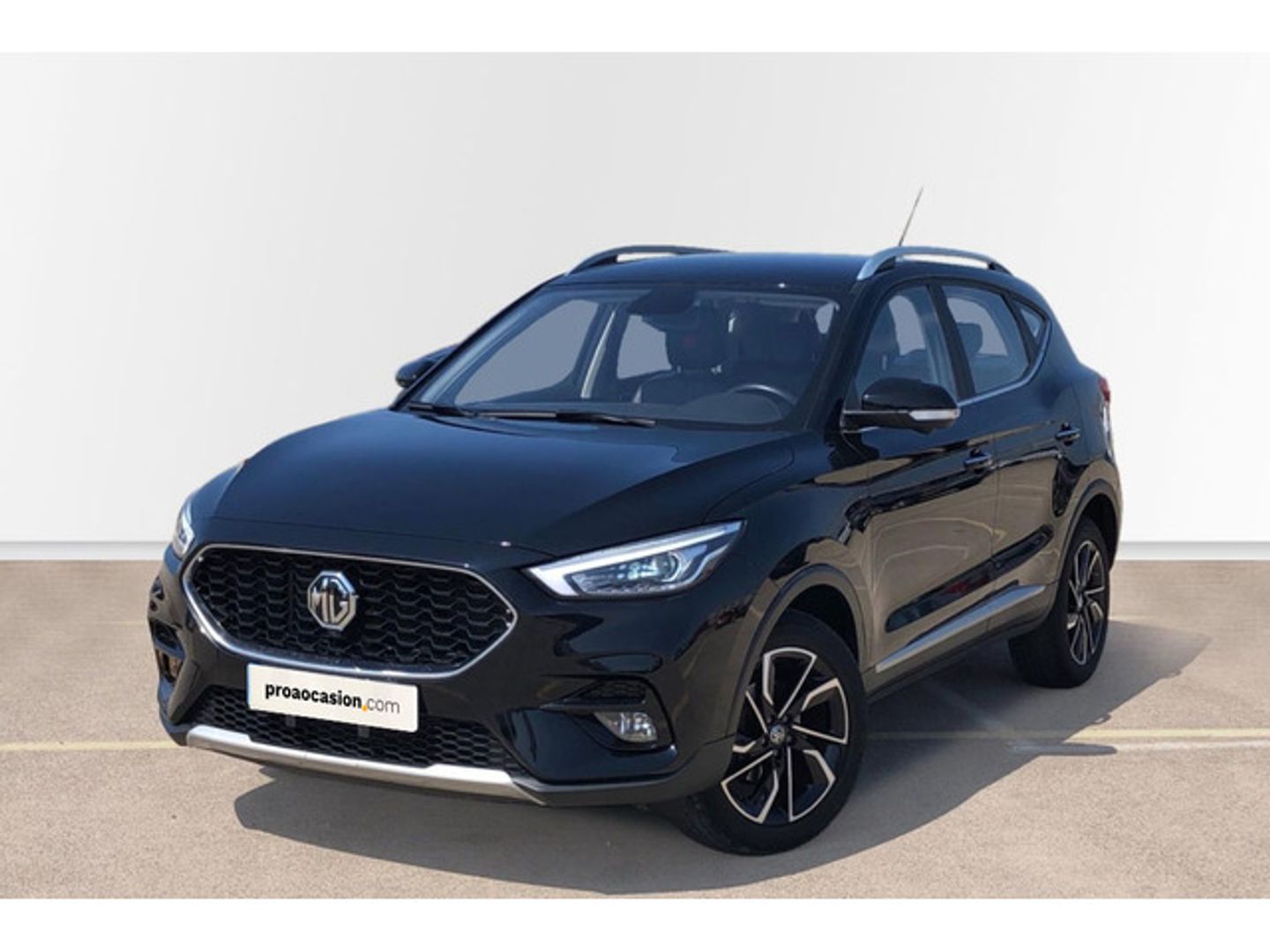 MG ZS 1.5 Luxury 78 kW (106 CV) Negro All Terrain / Pick-up