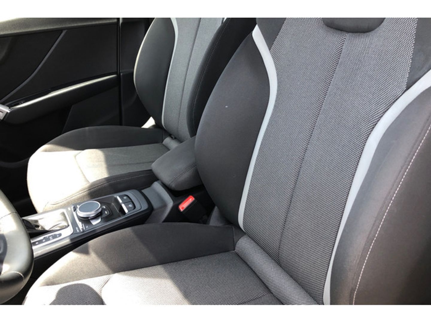 Audi Q2 S line 35 TFSI 110 kW (150 CV) S tronic