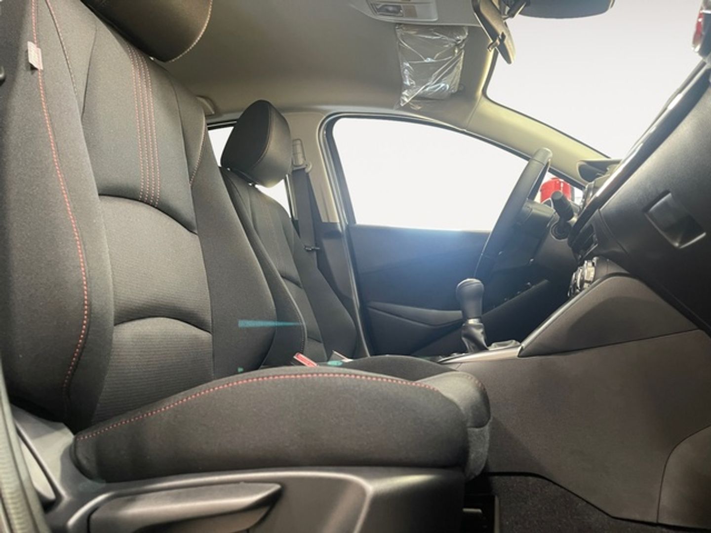 Mazda Mazda 2 1.5 G e-SKYACTIV Homura Aka 66 kW (90 CV)