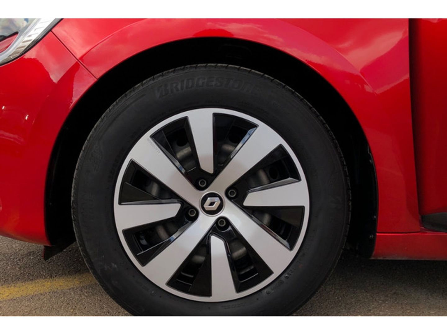 Renault Clio Equilibre TCe 66 kW (90 CV)