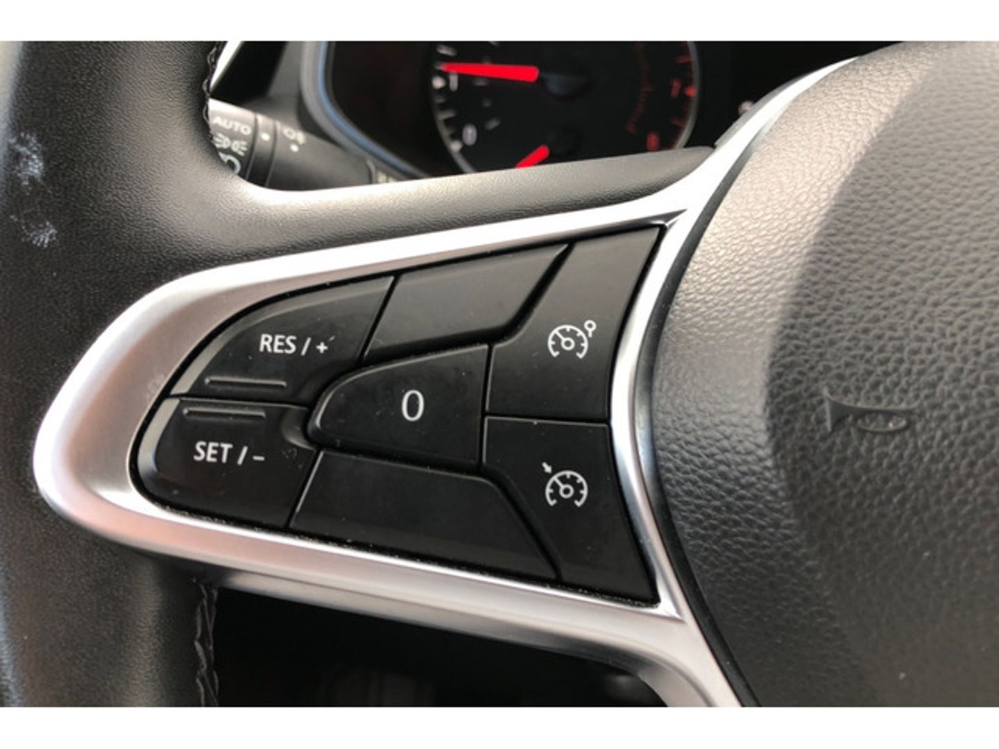 Renault Clio Equilibre TCe 66 kW (90 CV)