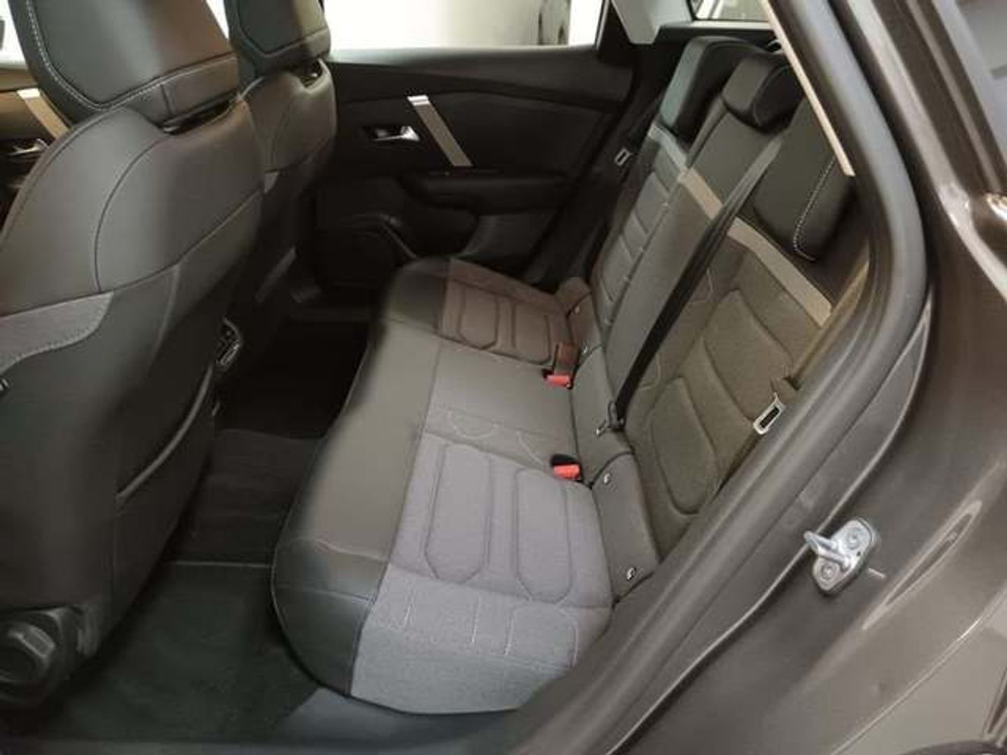 Citroen C4 BlueHDi 130 S&S Plus EAT8 96 kW (131 CV)
