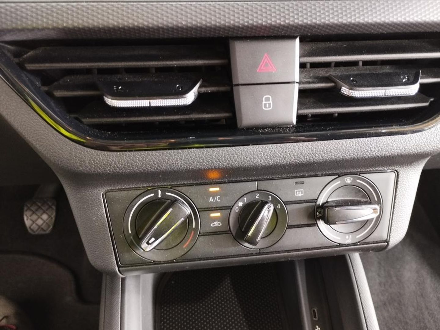 Skoda Kamiq 1.0 TSI Active 70 kW (95 CV)
