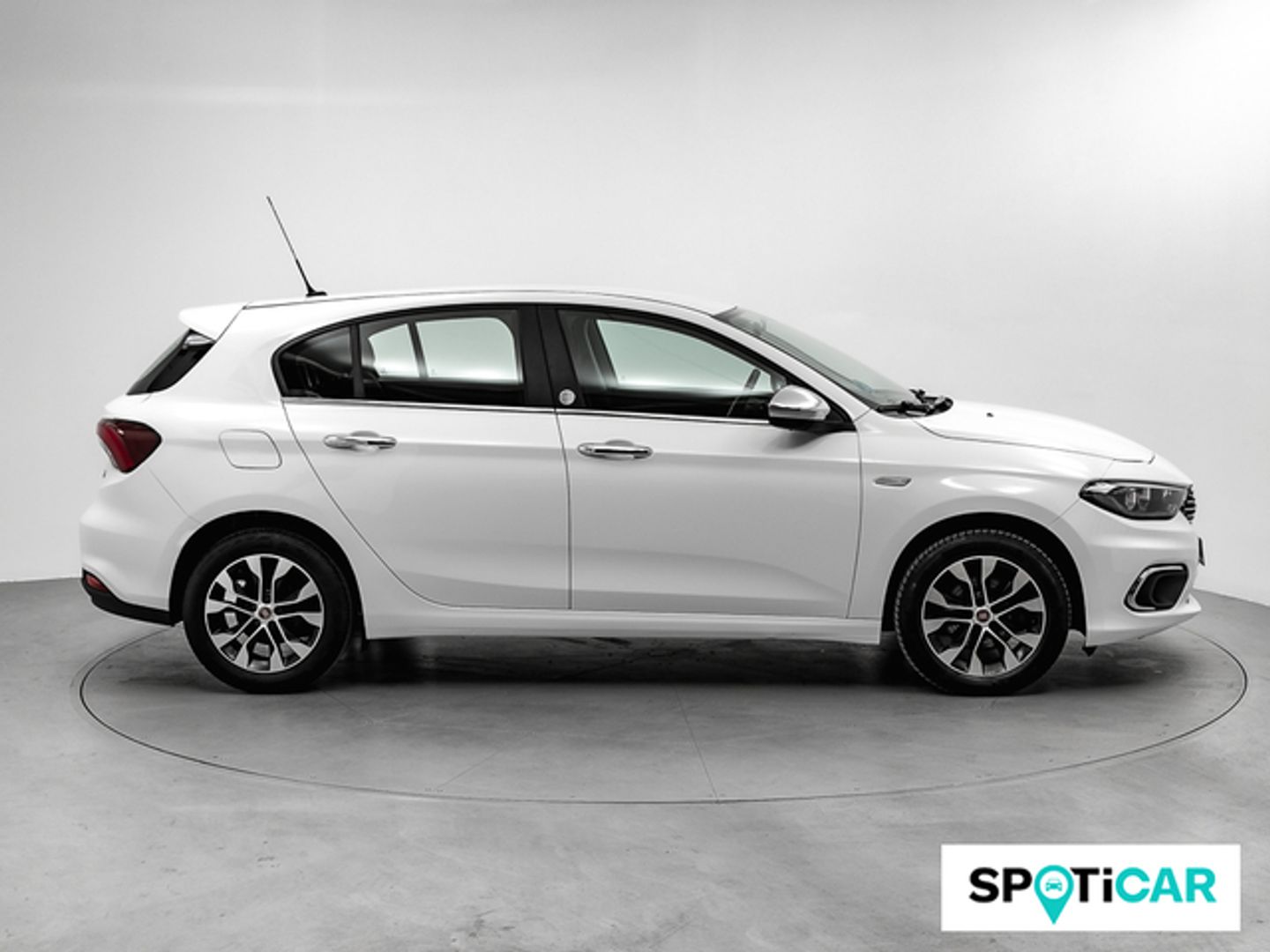 Fiat Tipo 1.3 Multijet Mirror 70 kW (95 CV)