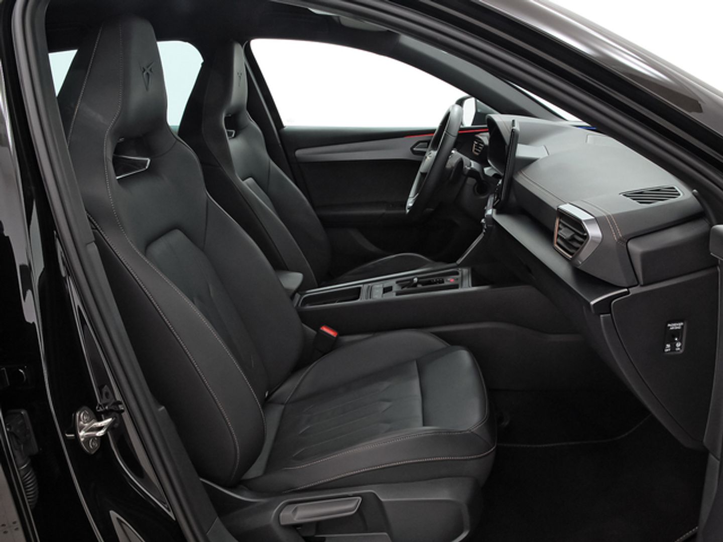 CUPRA León 2.0 TSI DSG 140 kW (190 CV)