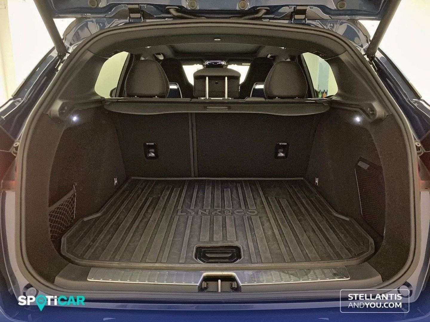 Lynk & Co 01 1.5 PHEV 6.6kW 192 kW (261 CV)