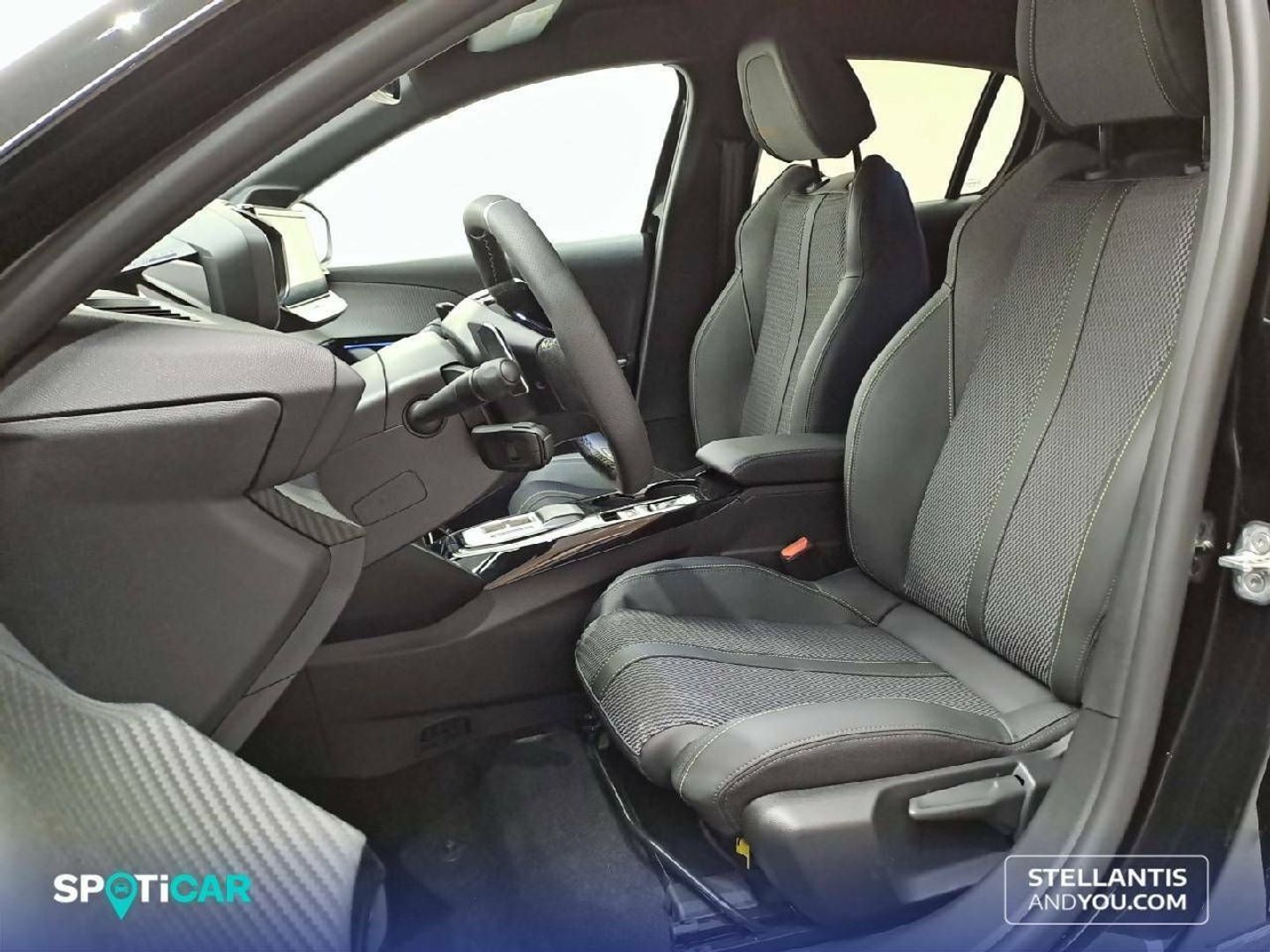 Peugeot 208 GT Hybrid eDCS6 75 kW (100 CV)