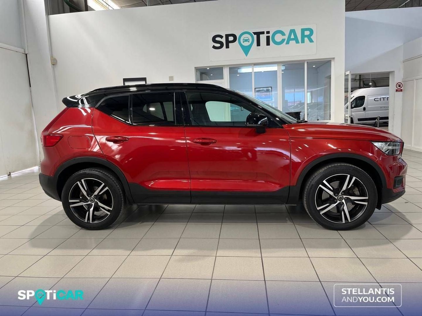 Volvo XC40 T5 Twin R-Design Auto 193 kW (262 CV)