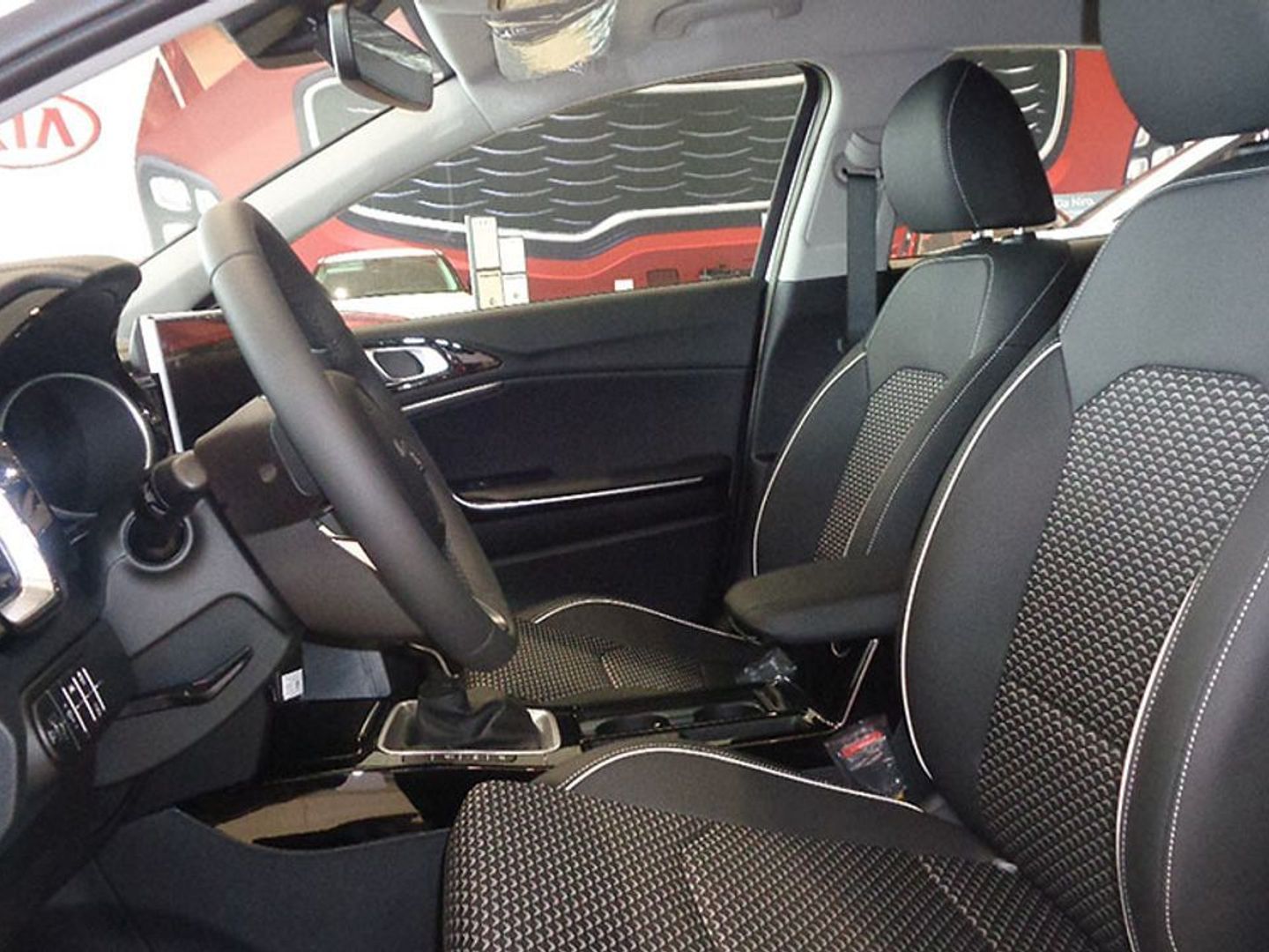 Kia XCeed 1.5 MHEV iMT Tech 103 kW (140 CV)