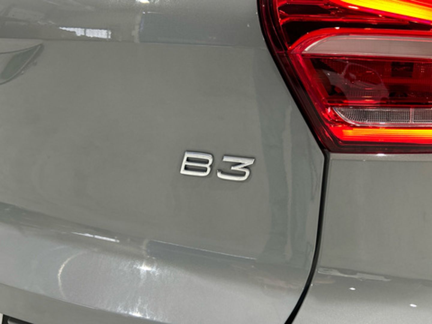 Volvo XC40 B3 G Essential Auto 120 kW (163 CV)