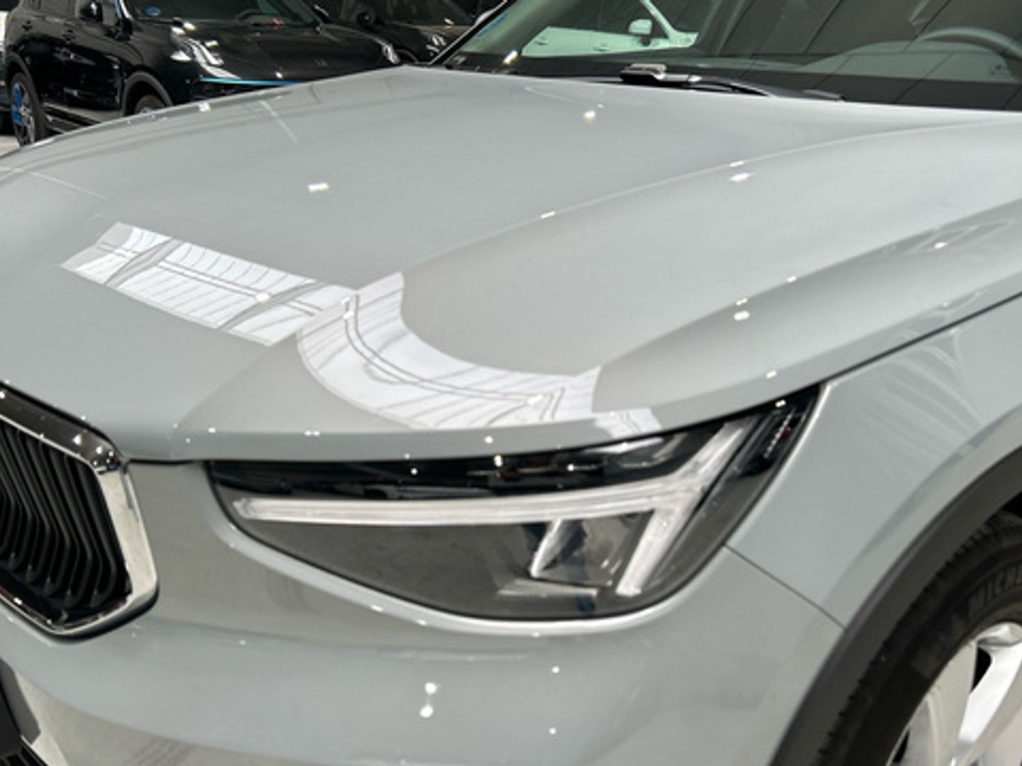 Volvo XC40 B3 G Essential Auto 120 kW (163 CV)