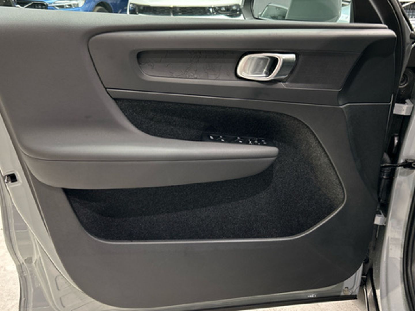 Volvo XC40 B3 G Essential Auto 120 kW (163 CV)