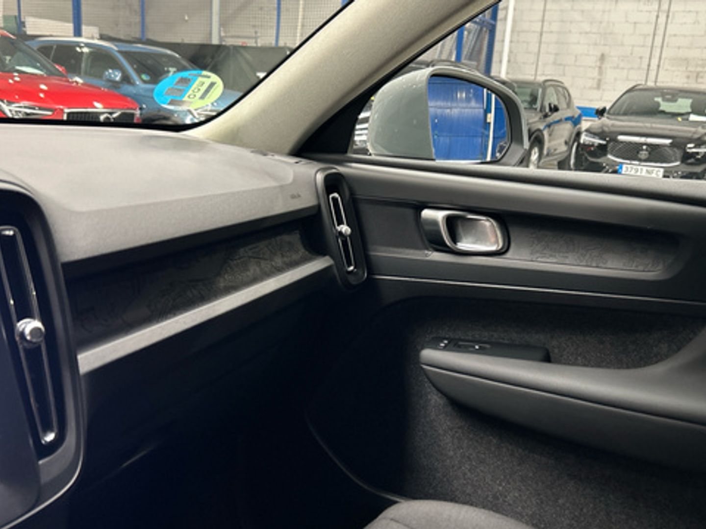 Volvo XC40 B3 G Essential Auto 120 kW (163 CV)
