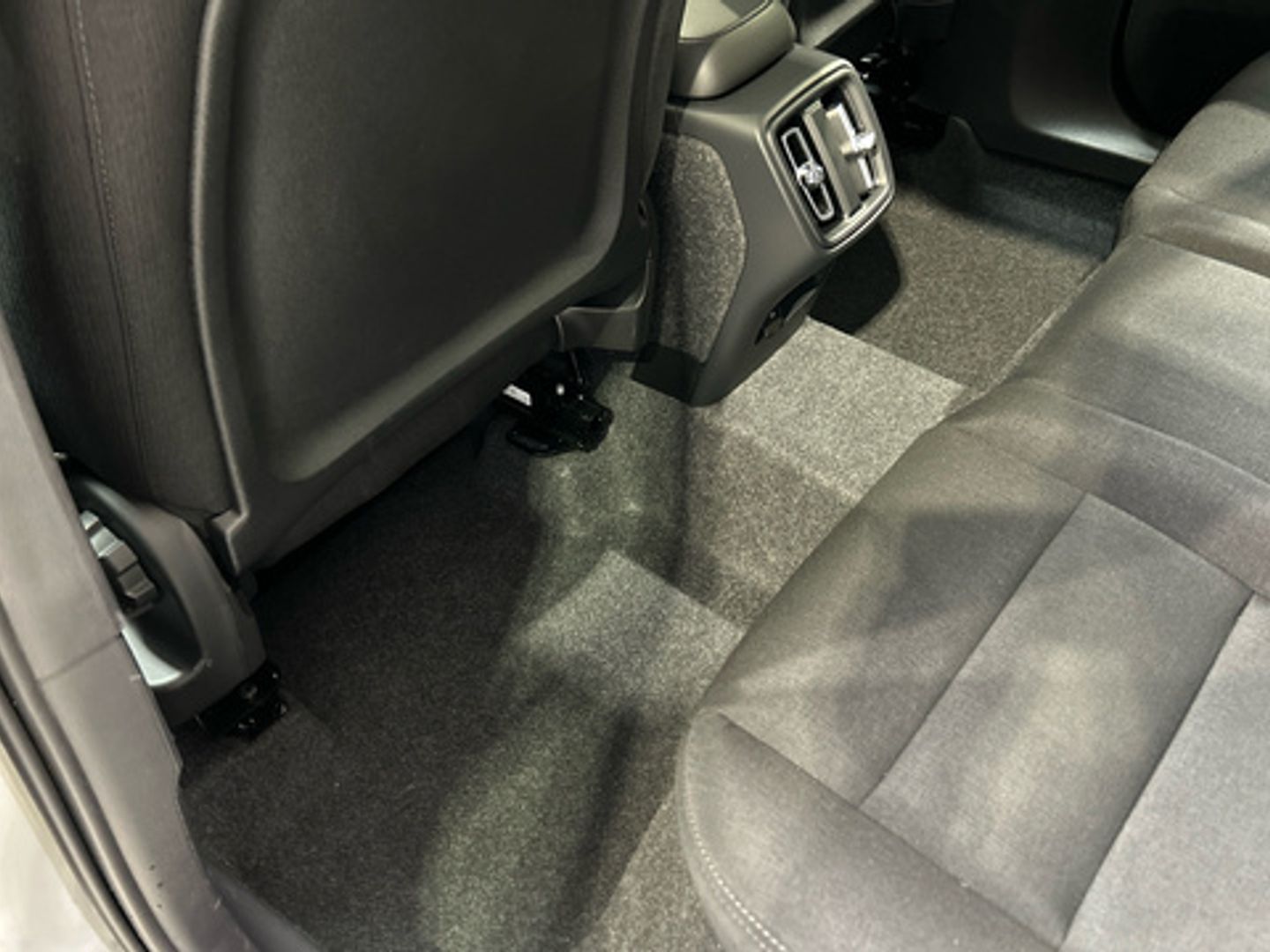 Volvo XC40 B3 G Essential Auto 120 kW (163 CV)