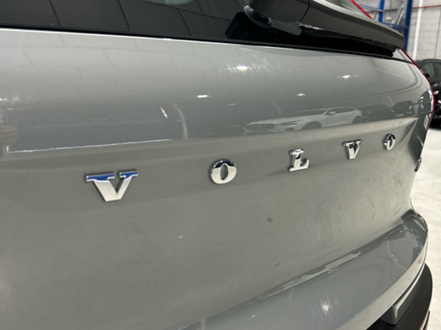 Volvo XC40 B3 G Essential Auto 120 kW (163 CV)