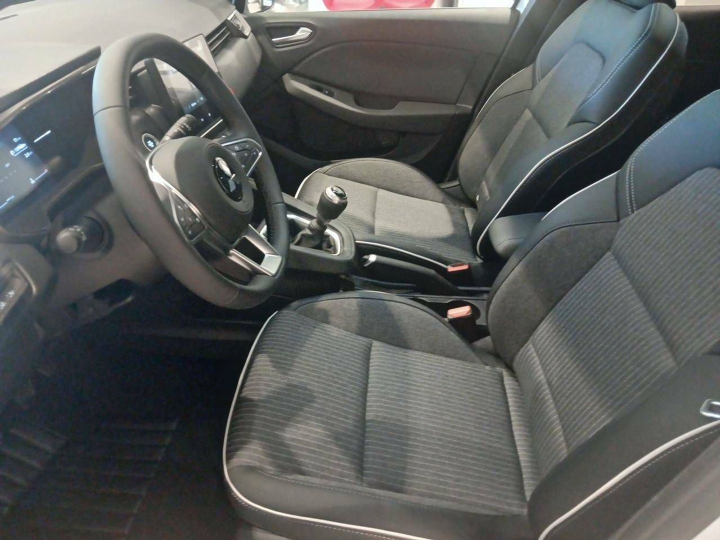 Mitsubishi Colt 100T Kaiteki 67 kW (90 CV)