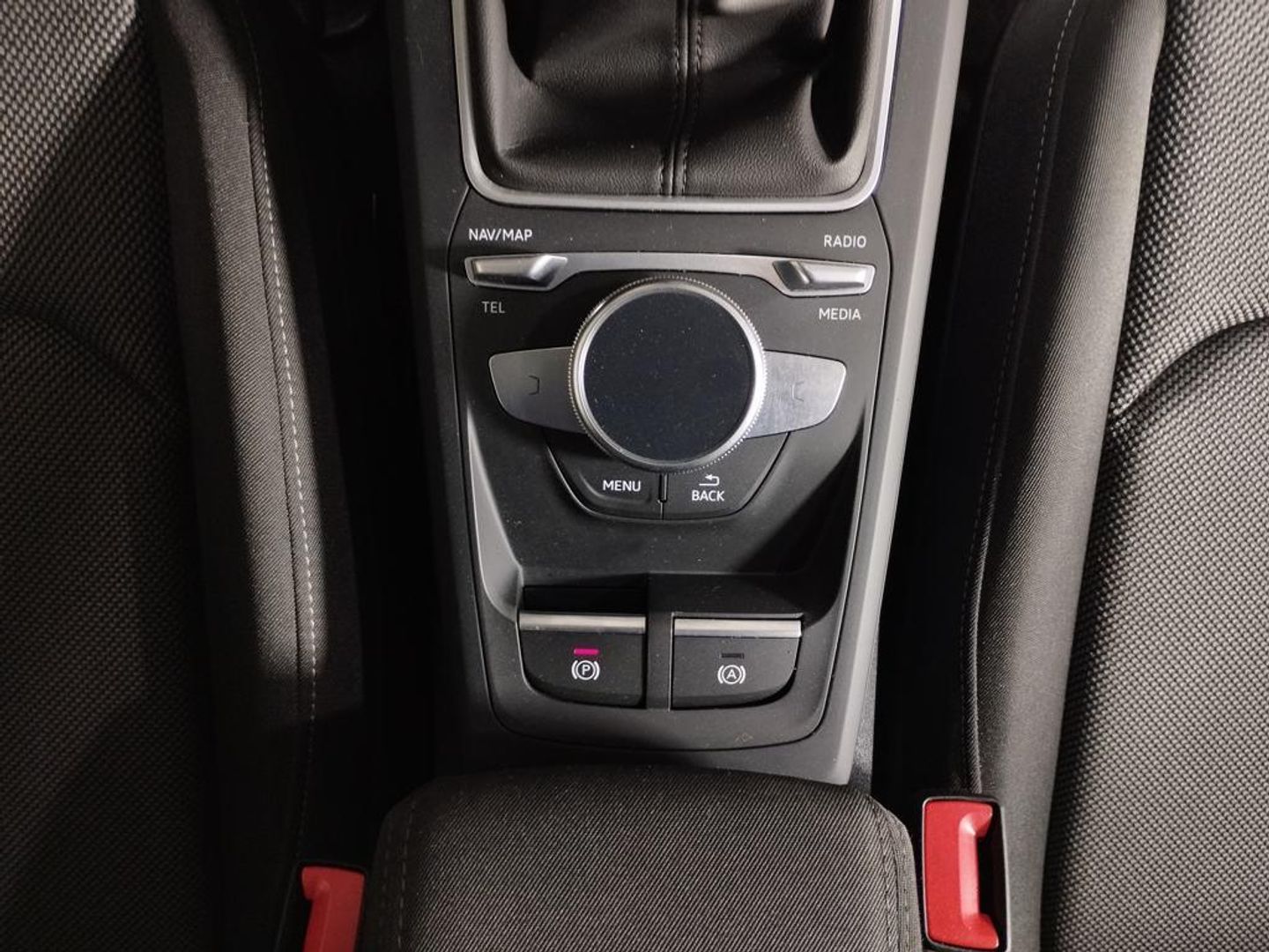Audi Q2 S line 30 TDI 85 kW (116 CV)