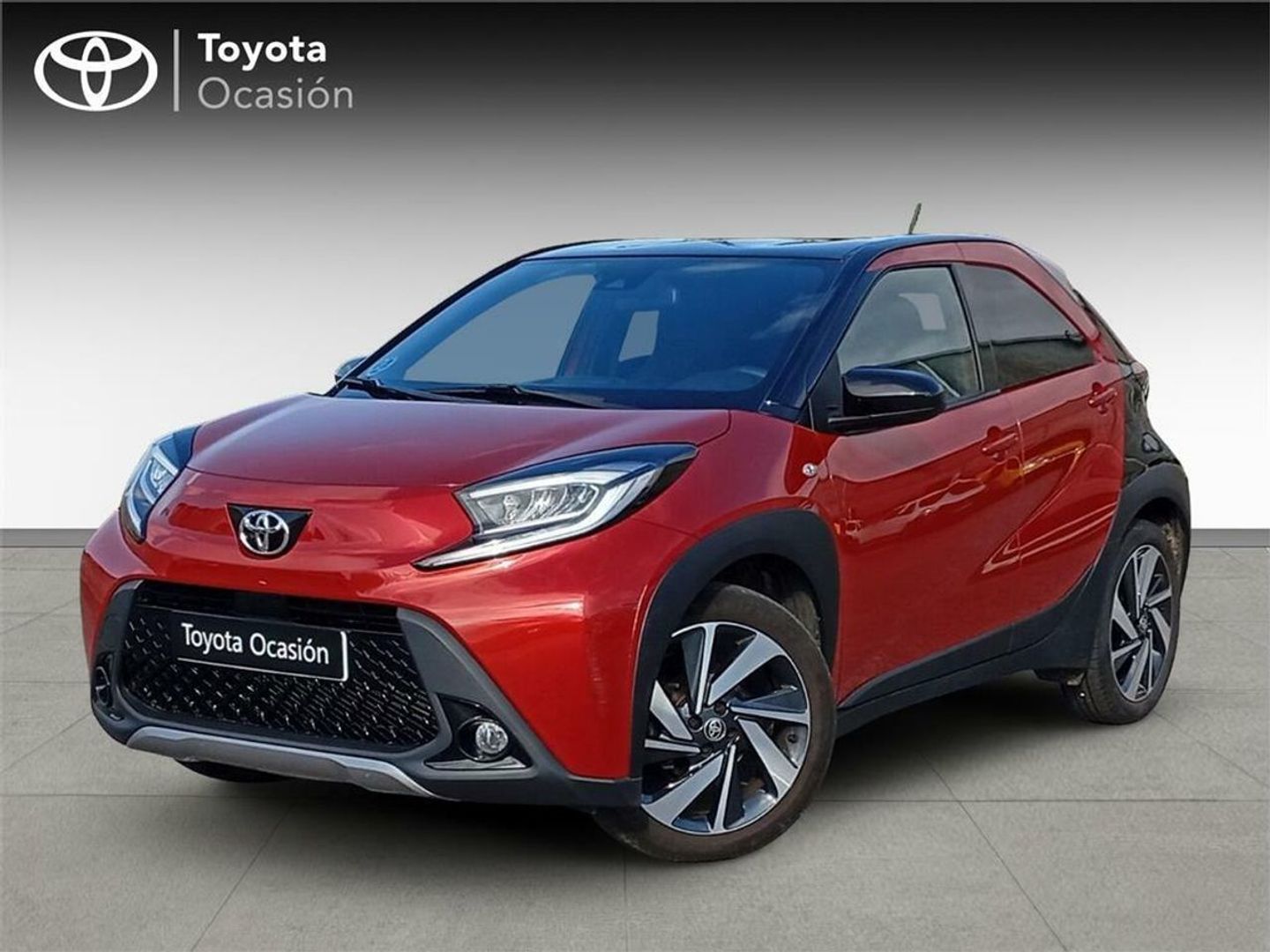 Toyota Aygo X Cross 1.0 VVT-I Trendy Edition 53 kW (72 CV) Rojo SUV