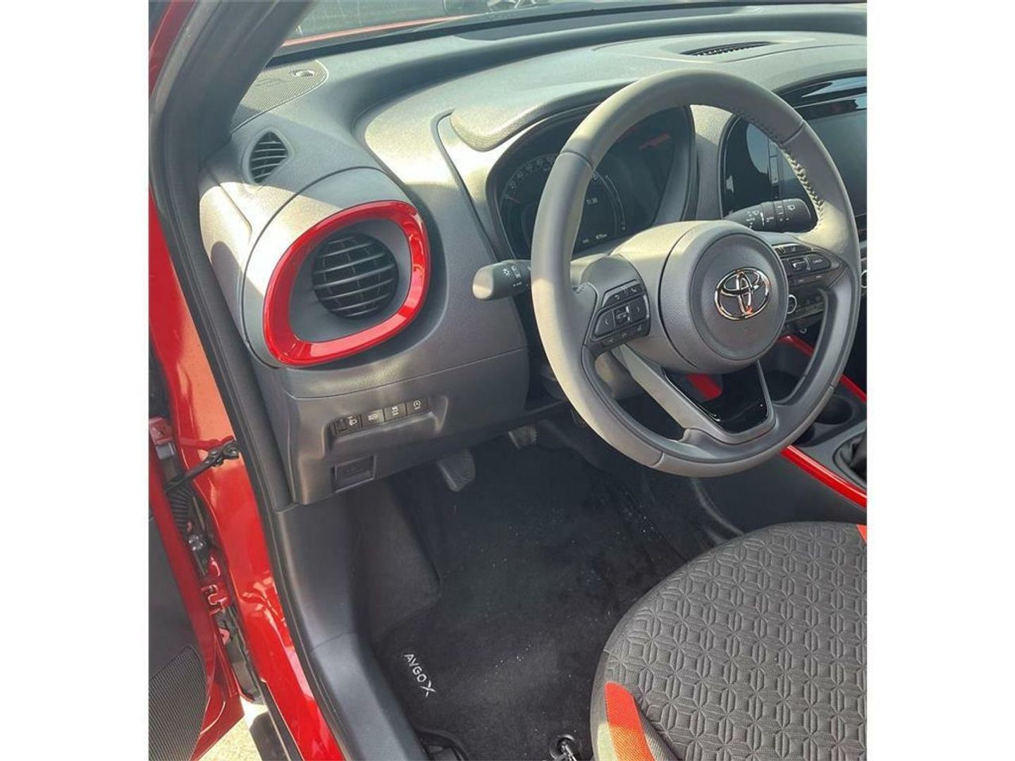 Toyota Aygo X Cross 1.0 VVT-I Trendy Edition 53 kW (72 CV)