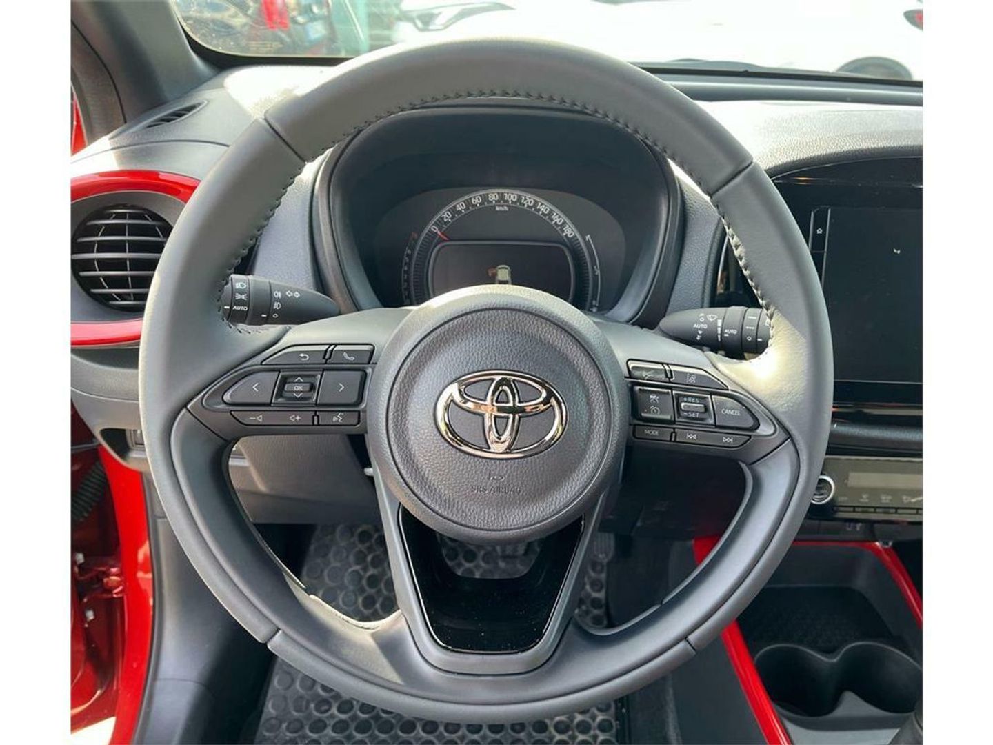 Toyota Aygo X Cross 1.0 VVT-I Trendy Edition 53 kW (72 CV)