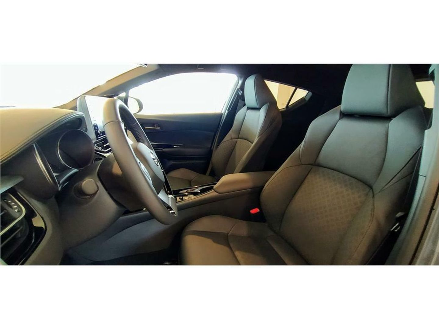 Toyota C-HR 180H Advance 135 kW (184 CV)