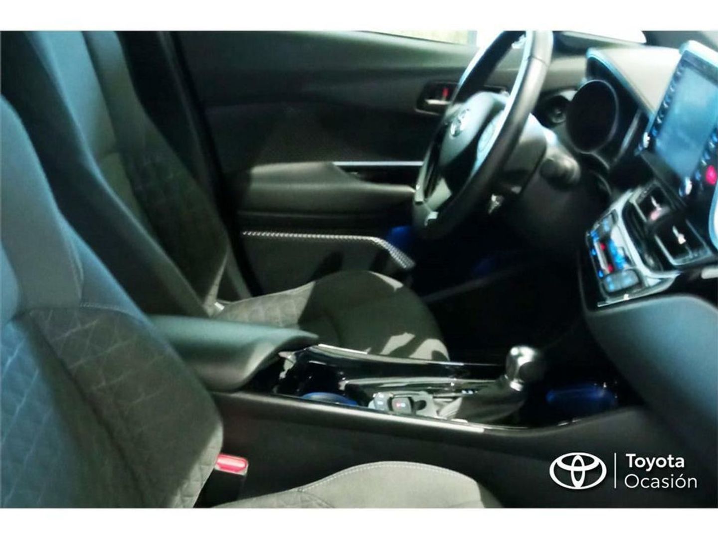 Toyota C-HR 180H Advance 135 kW (184 CV)