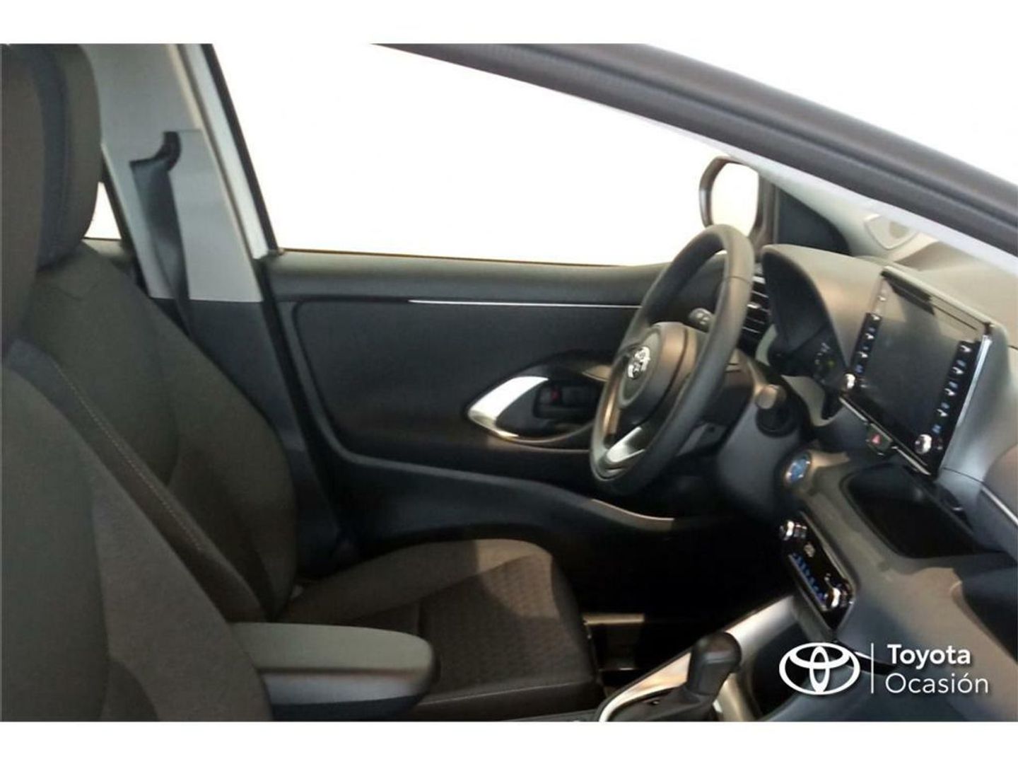 Toyota Yaris 120H Active Tech 85 kW (116 CV)