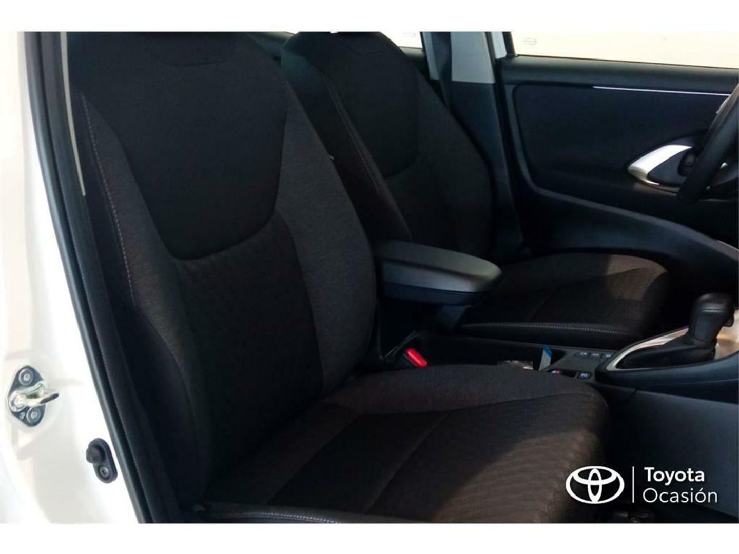 Toyota Yaris 120H Active Tech 85 kW (116 CV)